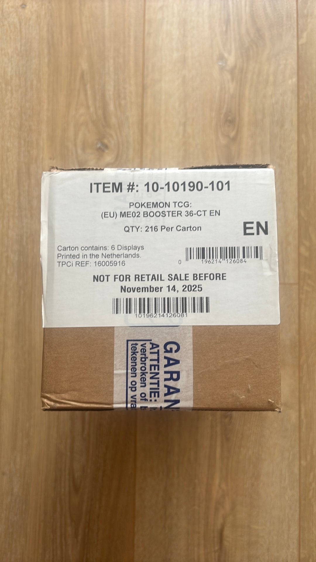 Sealed Case Phantasmal Flames Pokemon, Ophalen of Verzenden, Zo goed als nieuw