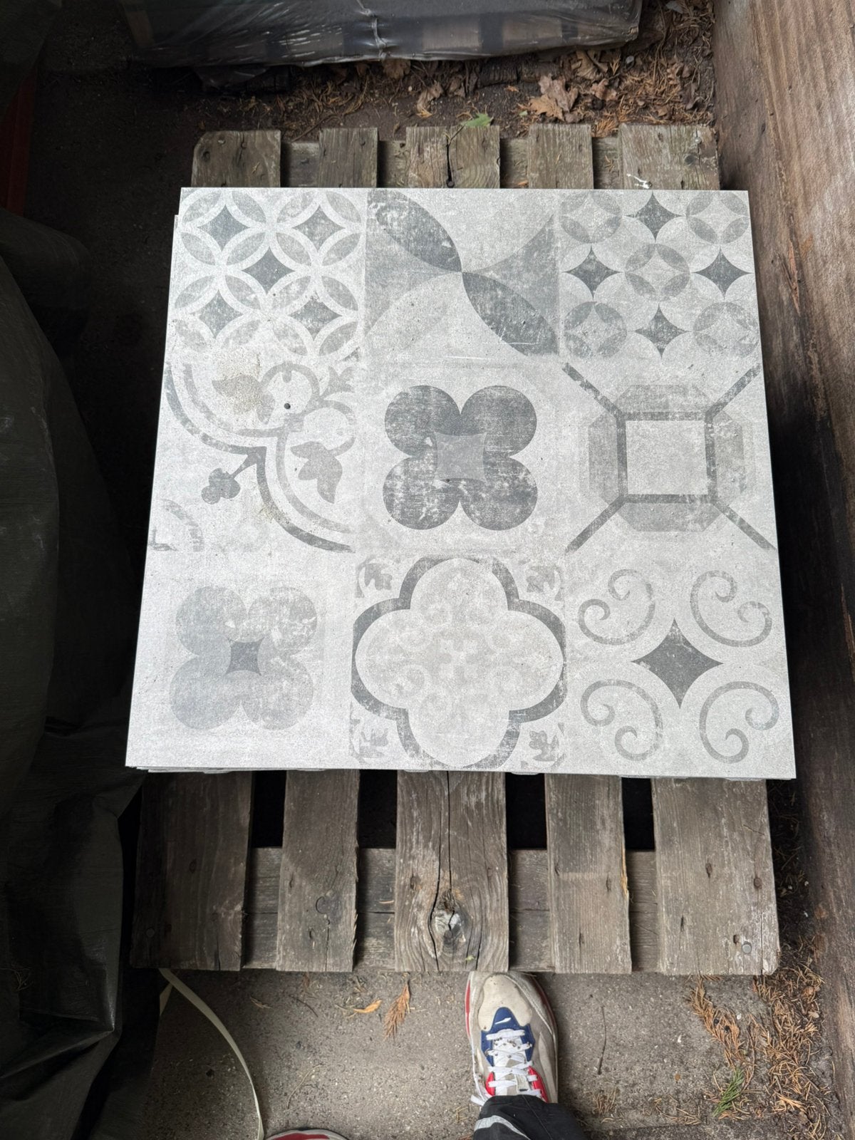 Cerasun 3+1 60x60x4cm Pisa decor grigio (nieuw), Ophalen, Overige materialen, Wandtegels, Minder dan 20 cm