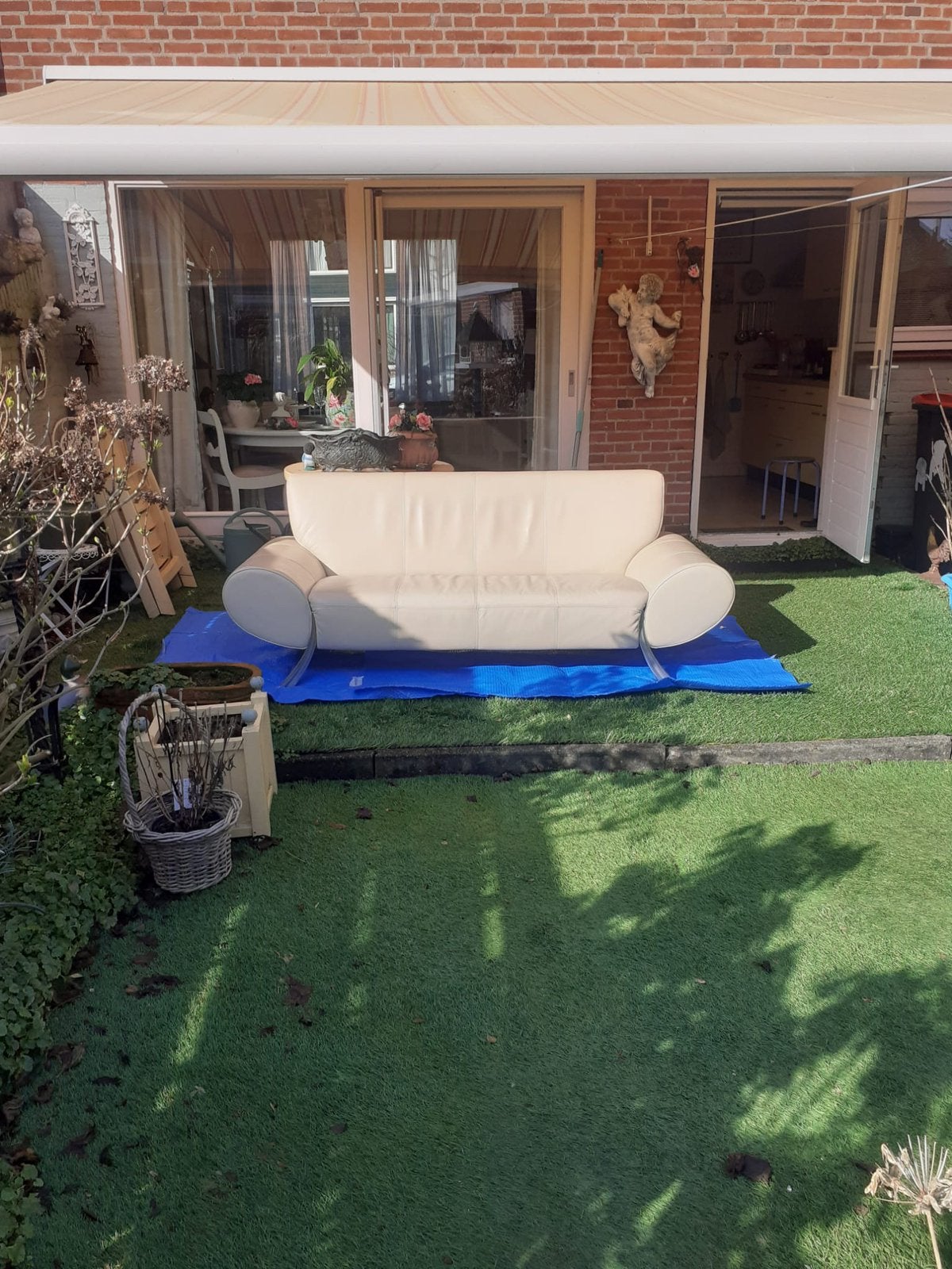 2 pers, leren design Bank van Rolf Benz.giede staat. Ivoor., Huis en Inrichting, Ophalen, Design, 150 tot 200 cm, Tweepersoons