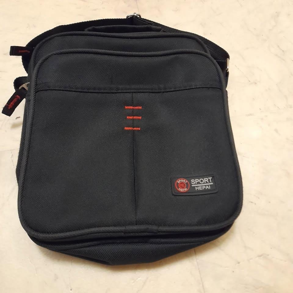 Sport Hepan Schouder Tas H 27 x B 23 x D 9 cm, Ophalen, Nieuw, Zwart, Overige merken
