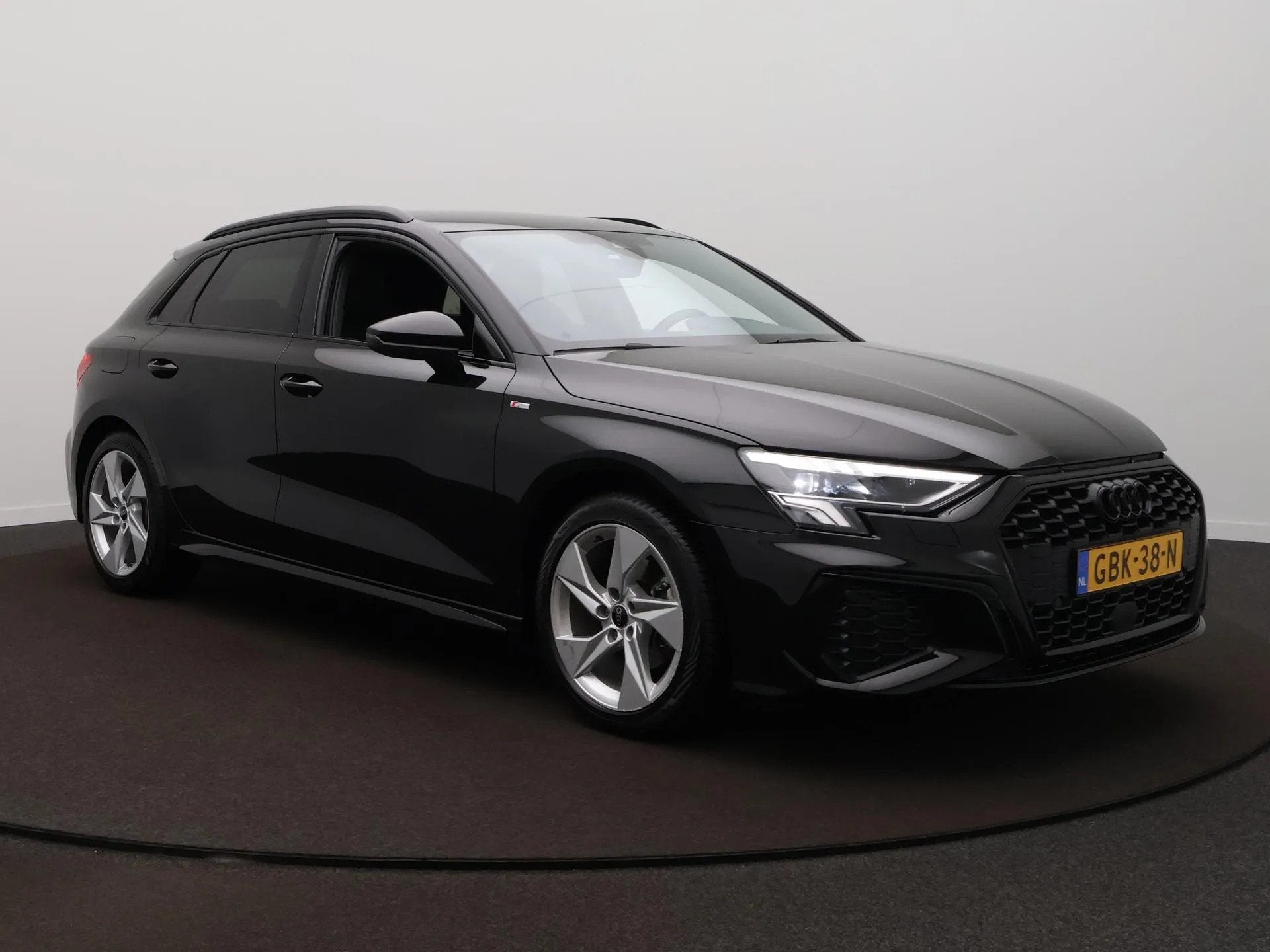 Audi A3 Sportback 35 TFSI S edition (bj 2024, automaat), Automaat, 1295 kg, 150 pk, Bedrijf