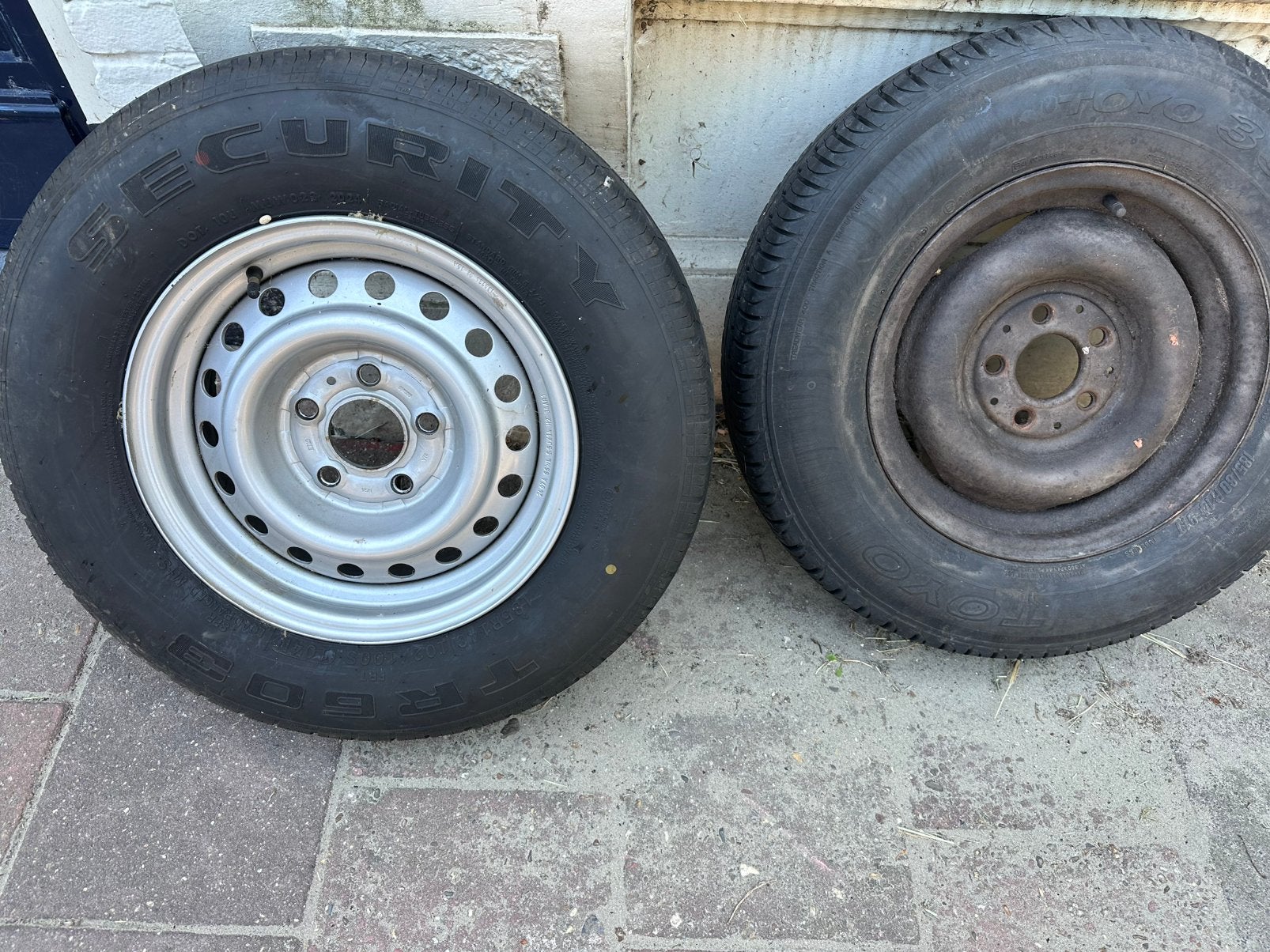Wielen caravan/aanhanger, Ophalen, Zo goed als nieuw
