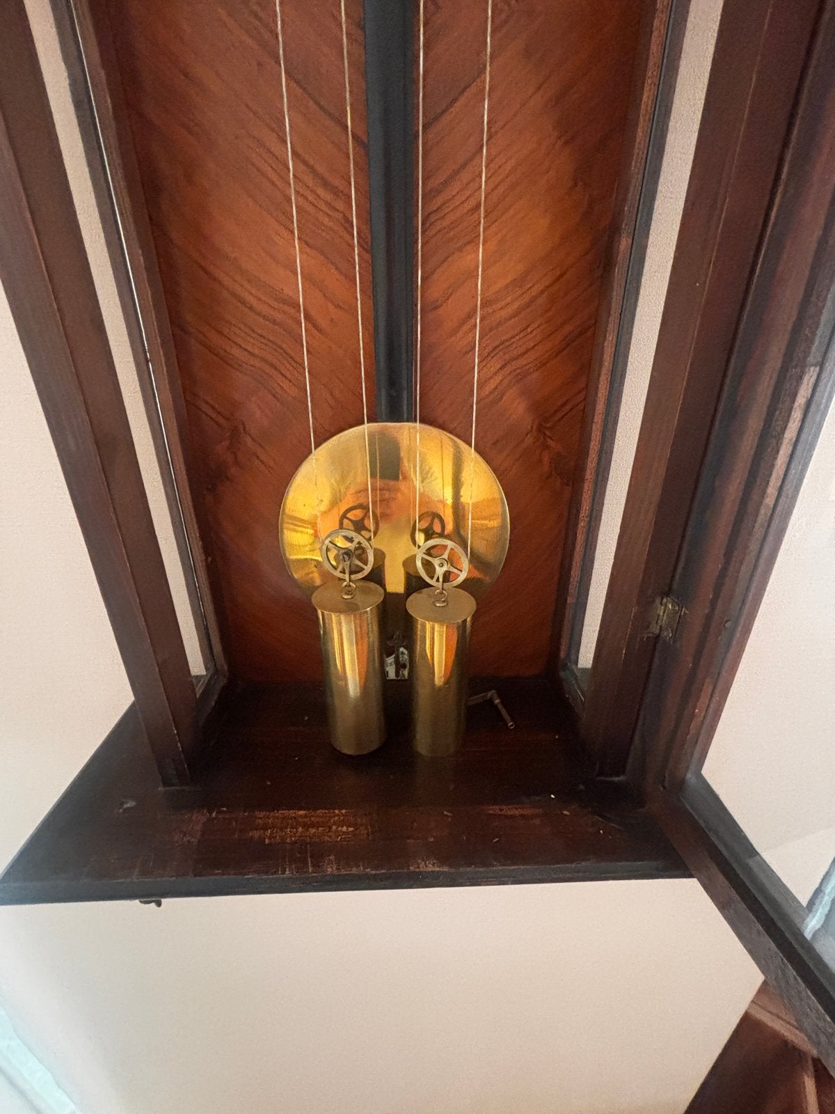 Antieke wandklok met slinger en gewichten, Ophalen of Verzenden