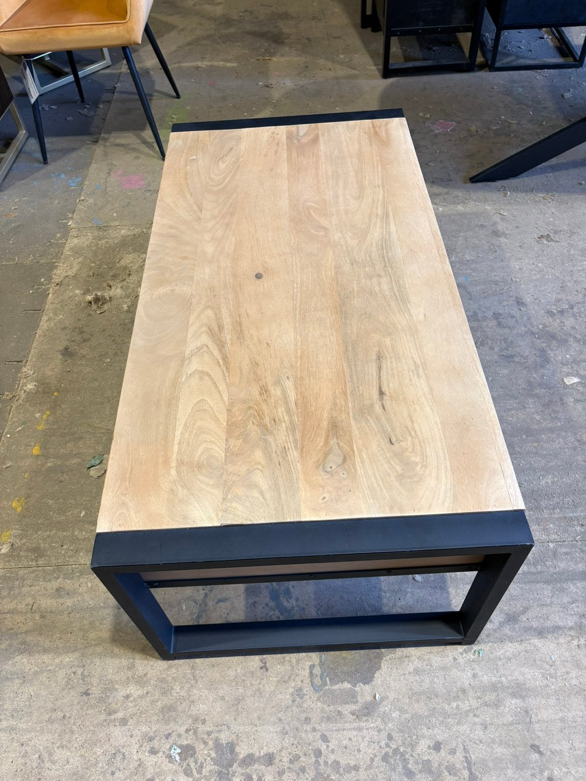 BRITT SALONTAFEL – NU €150!, Ophalen, 100 tot 150 cm, Nieuw, 50 tot 100 cm