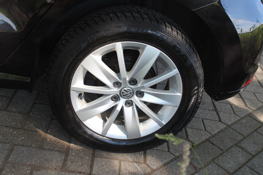 Volkswagen Polo 1.0 2015 Facelift zwart Stoelver/Climate/PDC, Voorwielaandrijving, Zwart, 60 pk, Zwart