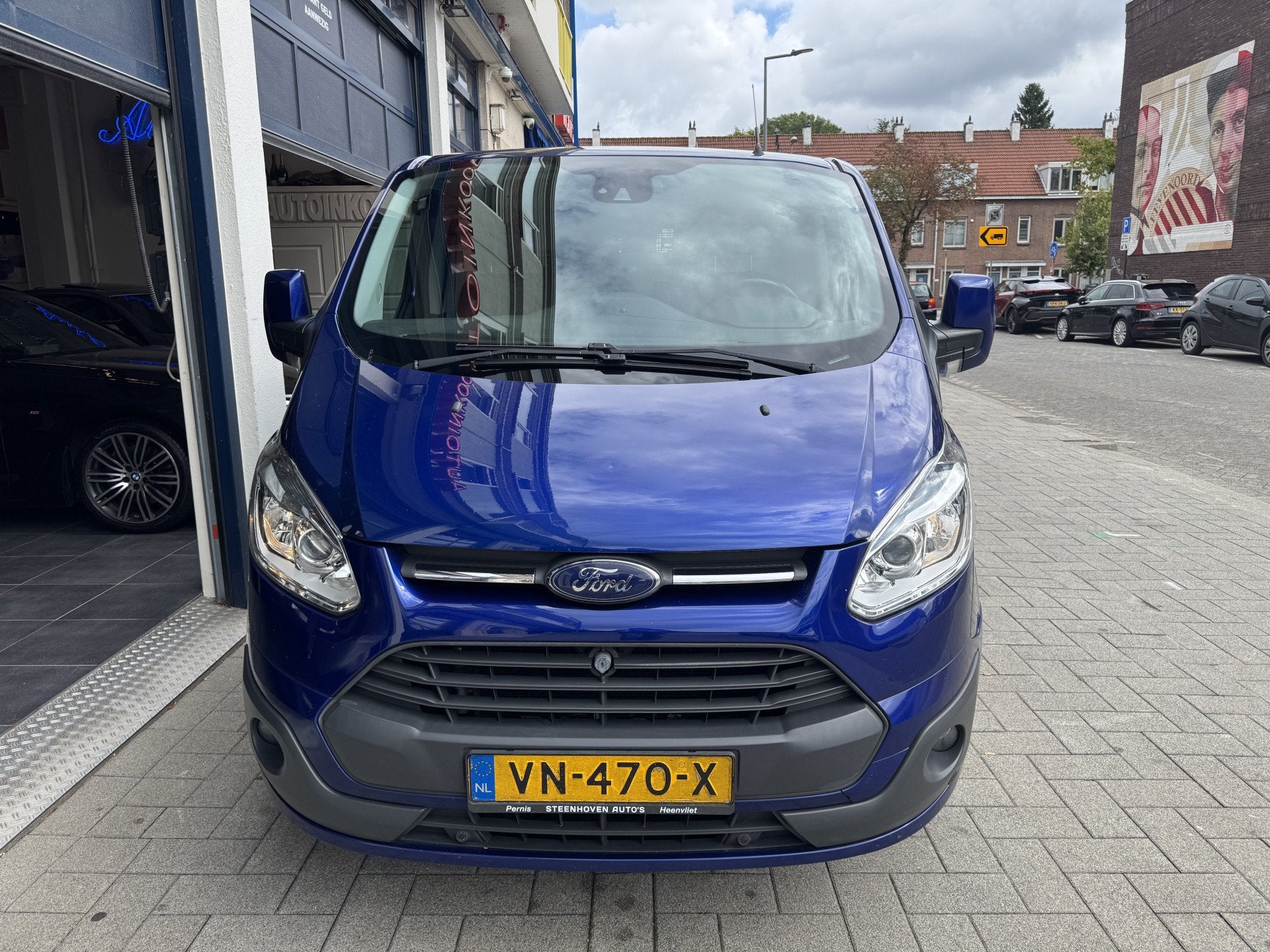 Ford Transit Custom 290 2.2 TDCI L2H1 Limited CHAMPIONS EDIT, Voorwielaandrijving, Euro 5, Gebruikt, 4 cilinders