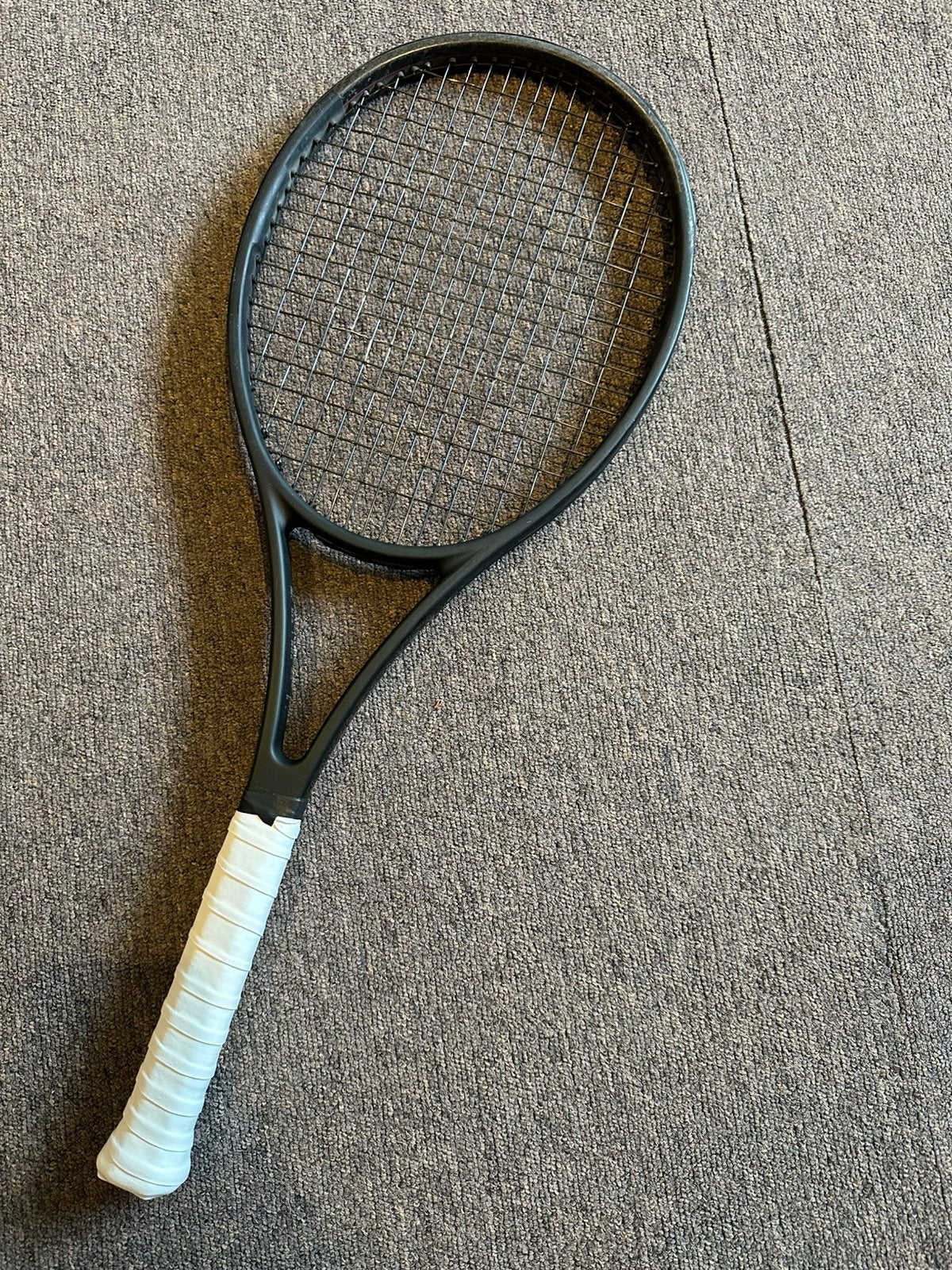 Wilson Pro Staff 97L v13 tennisracket, Sport en Fitness, Tennis, Ophalen, L1, Zo goed als nieuw, Wilson