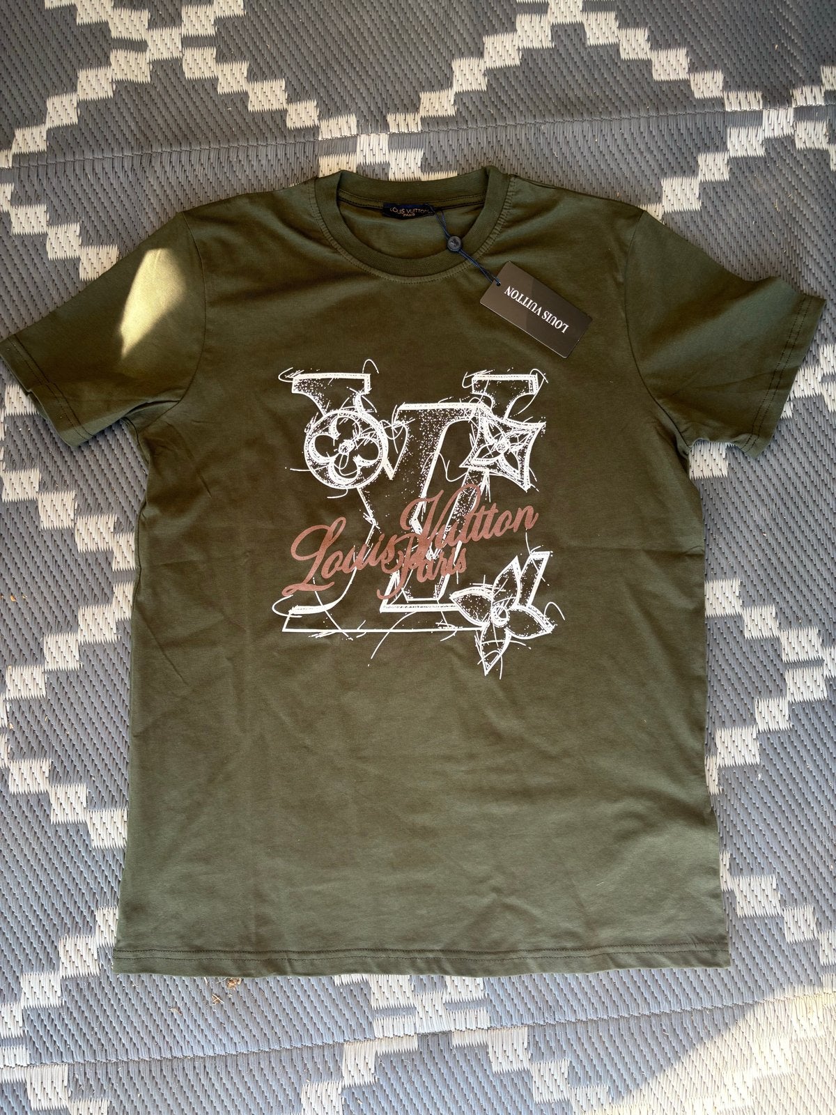 Louis Vuitton T-shirt Groen XL, M en S €12,50, Kleding | Heren, T-shirts, Verzenden, Nieuw, Maat 56/58 (XL), Groen