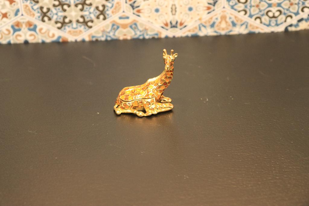 Giraf sieraden doosje van koper ?, Ophalen of Verzenden, Zo goed als nieuw, Beeldje of Figuurtje