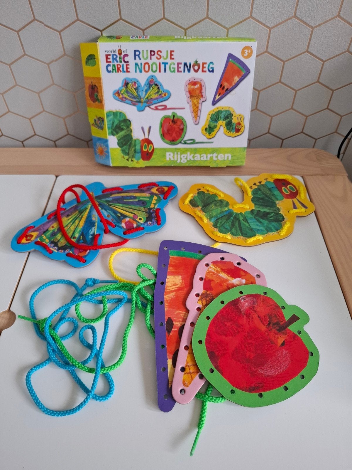 De Rupsje Nooitgenoeg Rijgkaarten - Educatief Speelgoed, Ophalen of Verzenden, Zo goed als nieuw, Knutselen