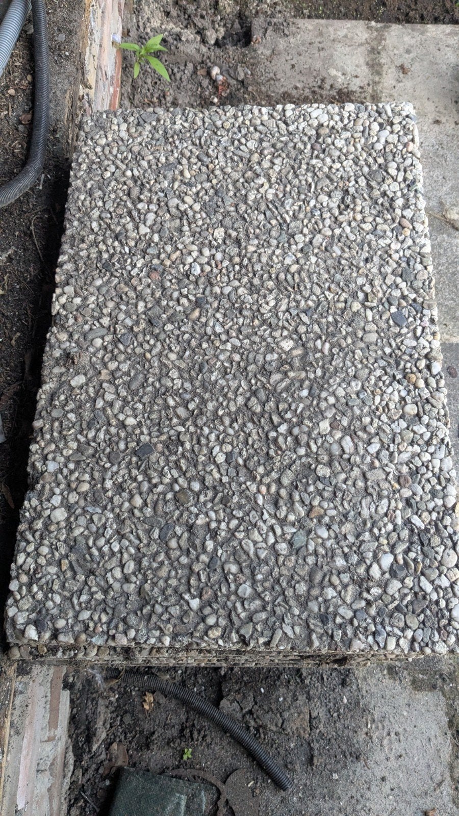 Gratis ophalen: +/-30 Grindtegels afmeting 60x40, Tuin en Terras, Tegels en Klinkers, Ophalen, Gebruikt, Minder dan 5 m², Grind