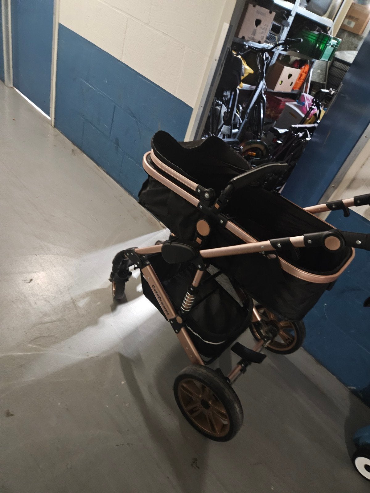 Stijlvolle kinderwagen zwart/roségoud, Ophalen, Zo goed als nieuw, Kinderwagen, Overige merken