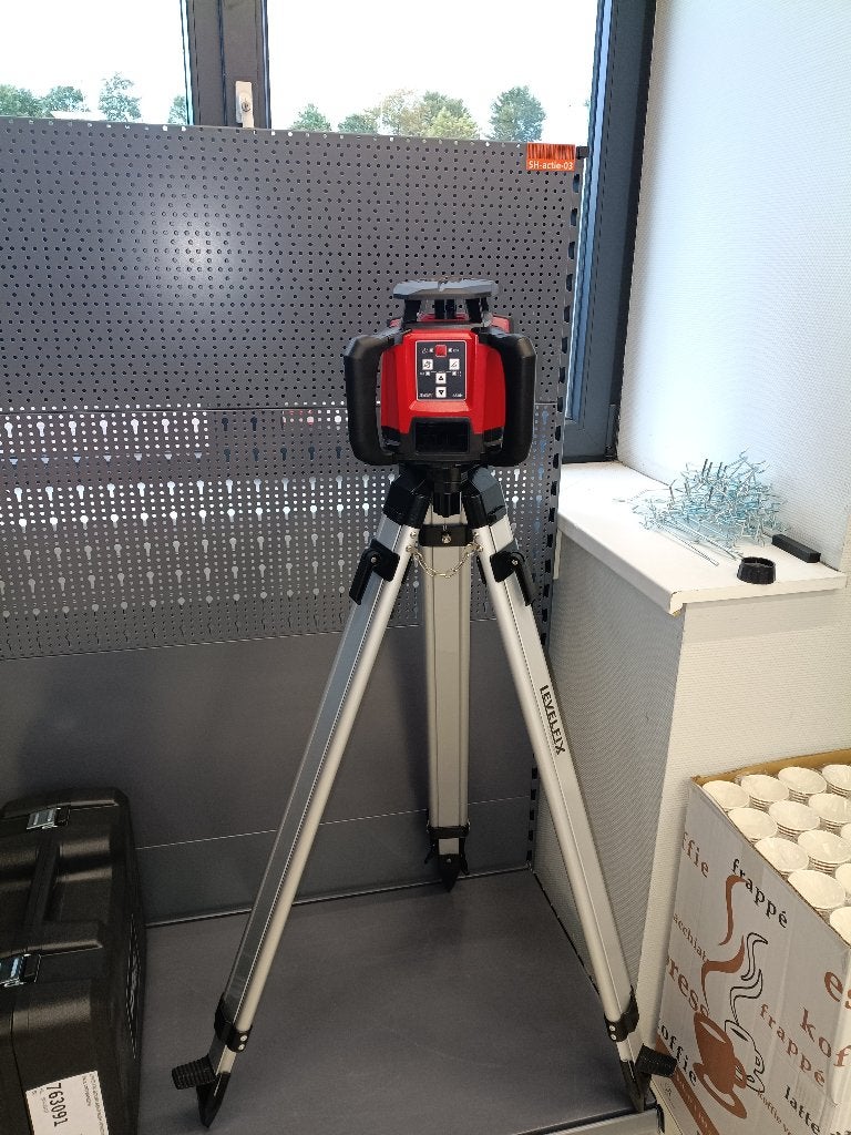 LevelFix Lasernivelleerapparaat met Statief en Koffer, Ophalen, Nieuw, Overige meters
