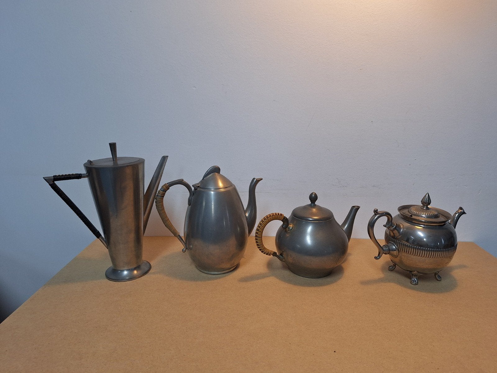 4 vintage/antieke theepotten en kannen (Tin & Daalderop), Antiek en Kunst, Ophalen of Verzenden