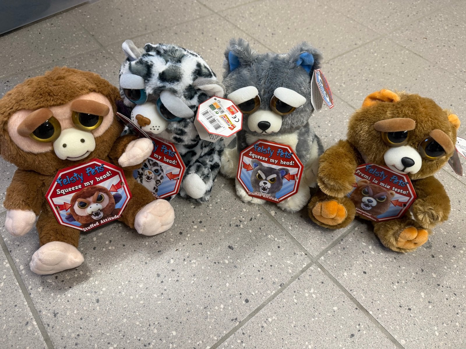 Feisty Pets knuffels - set van 4 met verrassingseffect, Overige merken, Verzenden, Middelgroot (20 tot 80 cm), Bruin