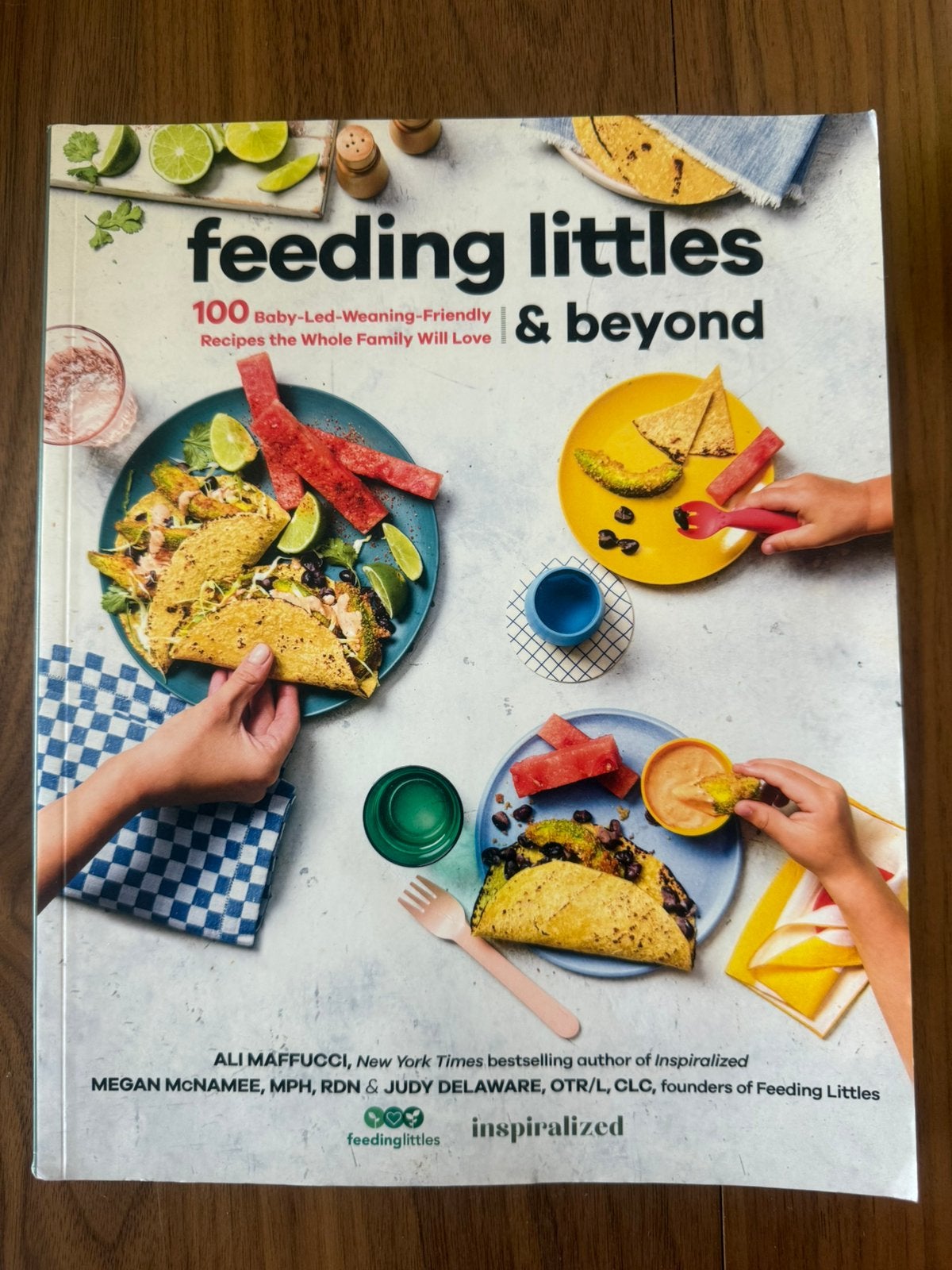 Feeding Littles & Beyond – Baby-Led Weaning kookboek, Ophalen of Verzenden, Gelezen