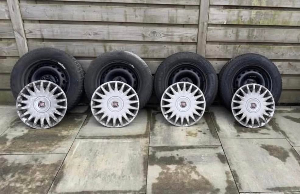 5x98 Winterbanden met stalen velgen en wieldoppen, Fiat alfa, Ophalen of Verzenden, Gebruikt