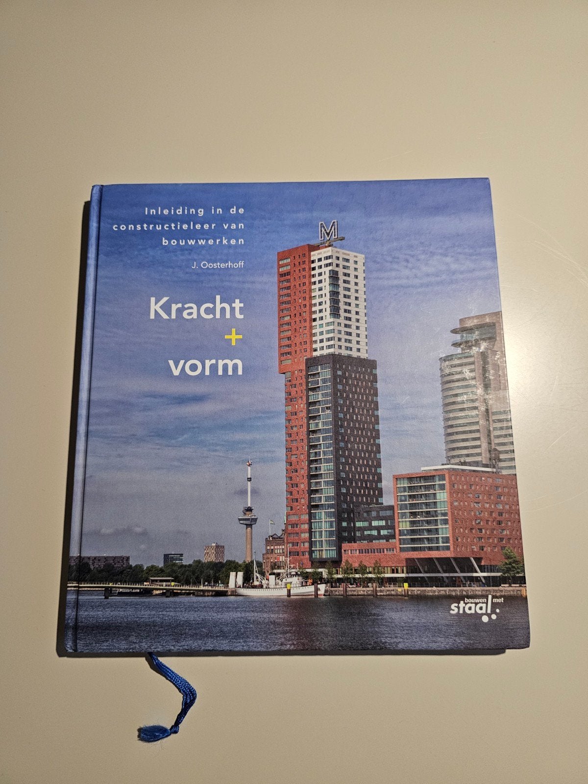 Kracht + Vorm, Inleiding in de Constructieleer van Bouwwerke, Boeken, Ophalen, Zo goed als nieuw, Bouwkunde, J. oosterhoff