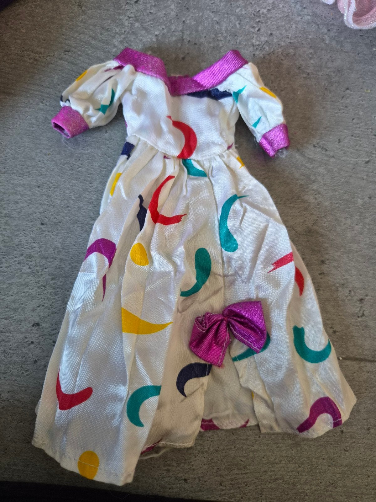 Vintage Barbie jurk met kleurrijke print, Ophalen of Verzenden, Gebruikt
