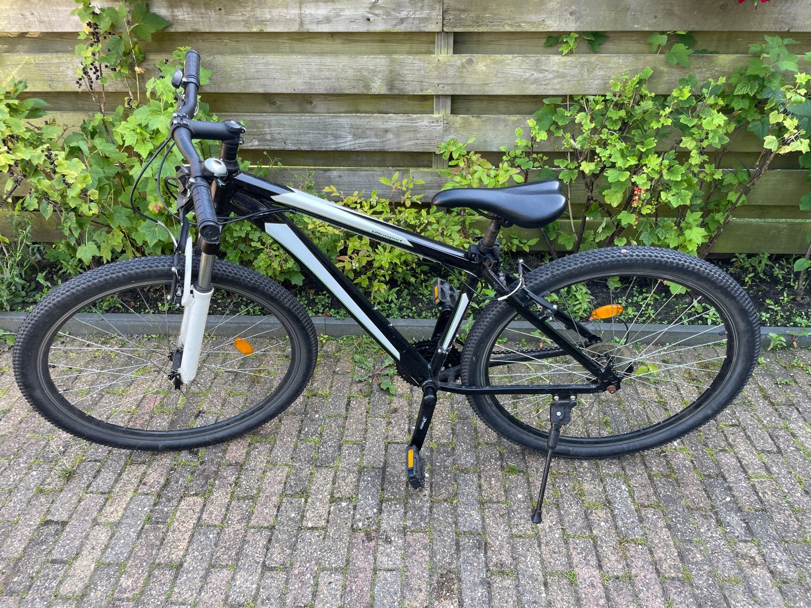 Ultrasport Mountainbike Zwart/Wit - Zo goed als nieuw, Hardtail, Zo goed als nieuw, 53 tot 57 cm, Ophalen