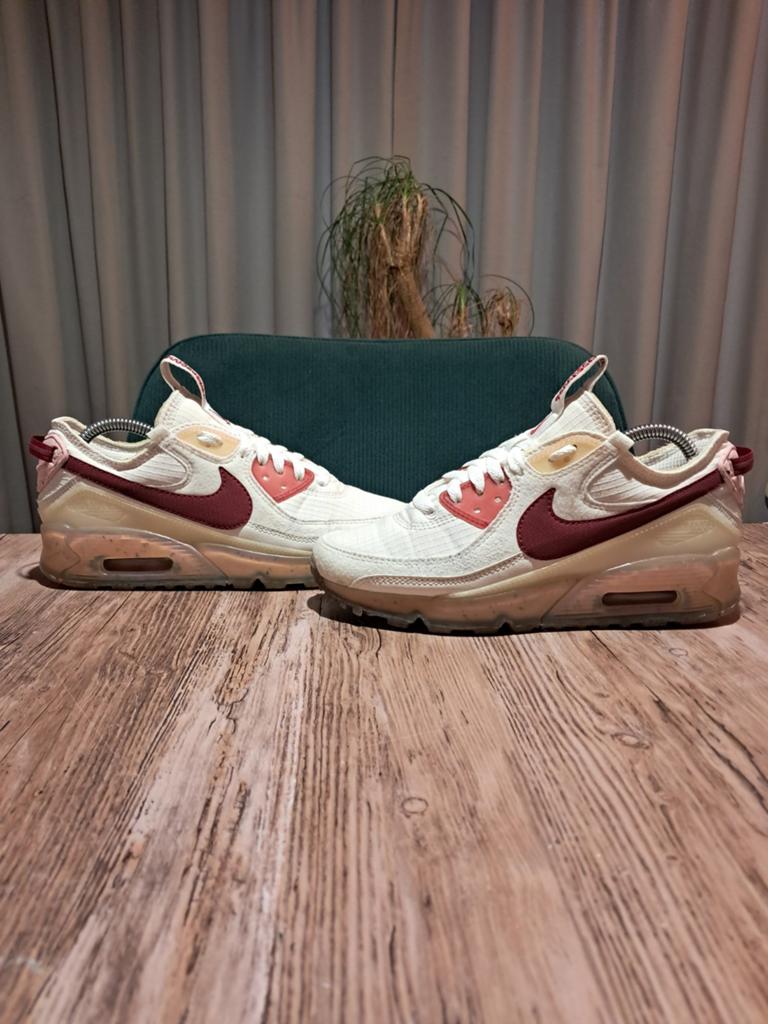 Nike Air Max 90 Terrascape 'Pomegranate' Size 38,5, Wit, Nike, Ophalen of Verzenden, Sneakers of Gympen
