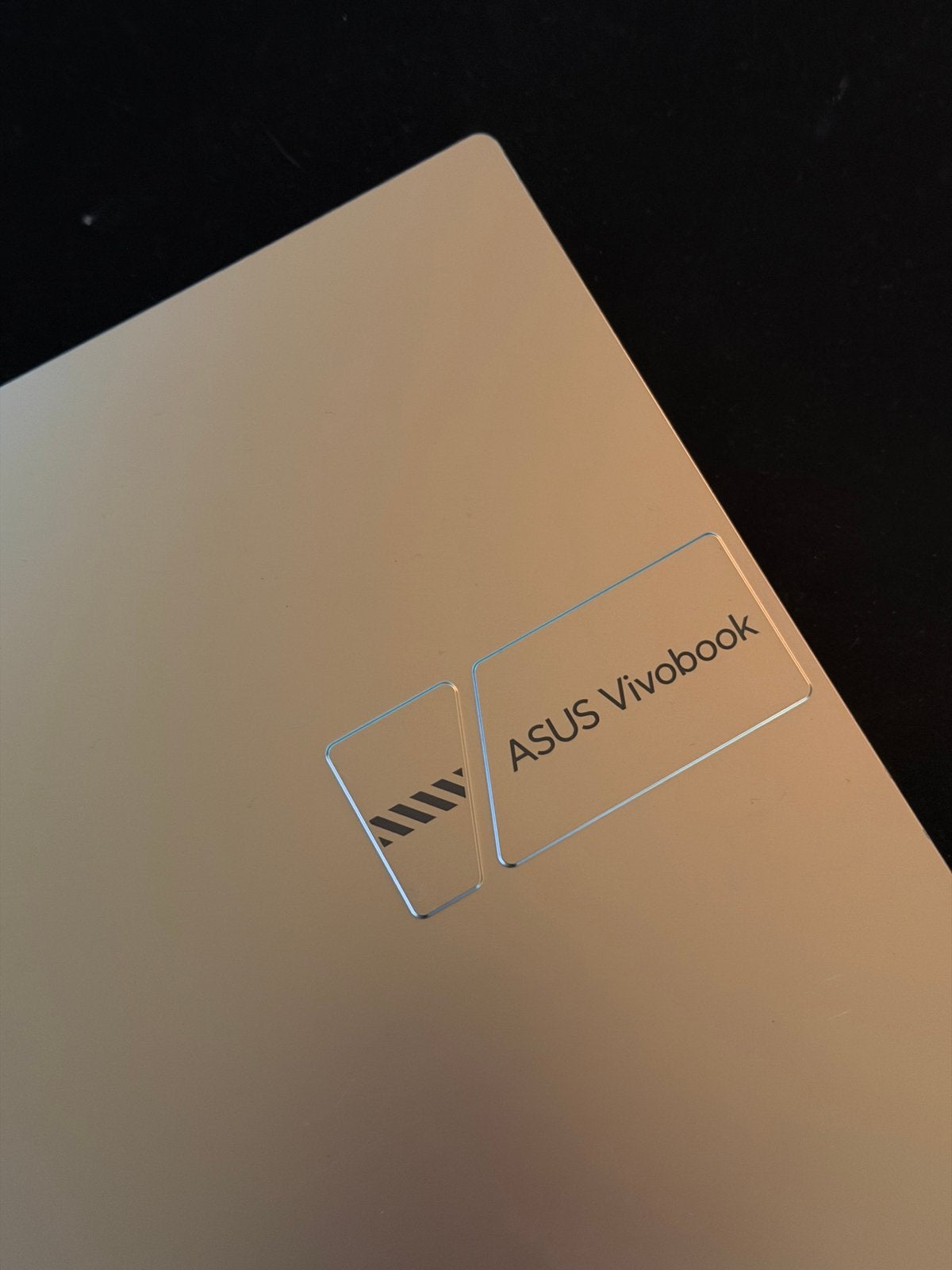 ASUS Vivobook 15 OLED M1505YA-L1206W, Computers en Software, Met videokaart, 2 tot 3 Ghz, 15 inch, Ophalen of Verzenden