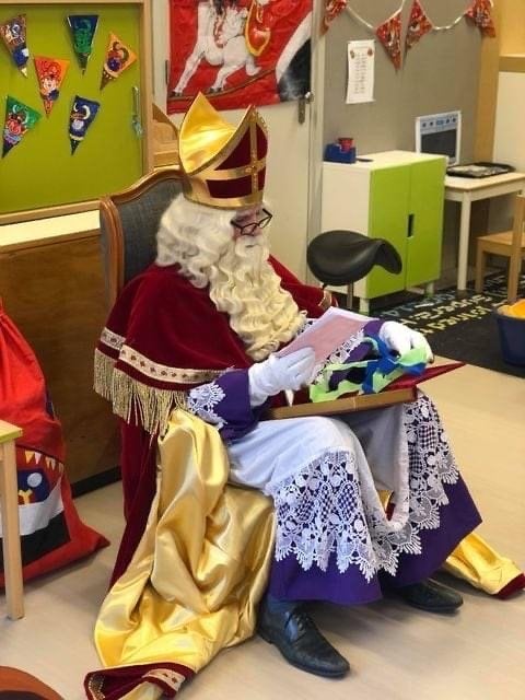 Compleet Sinterklaas kostuum te koop, Diversen, Ophalen, Gebruikt