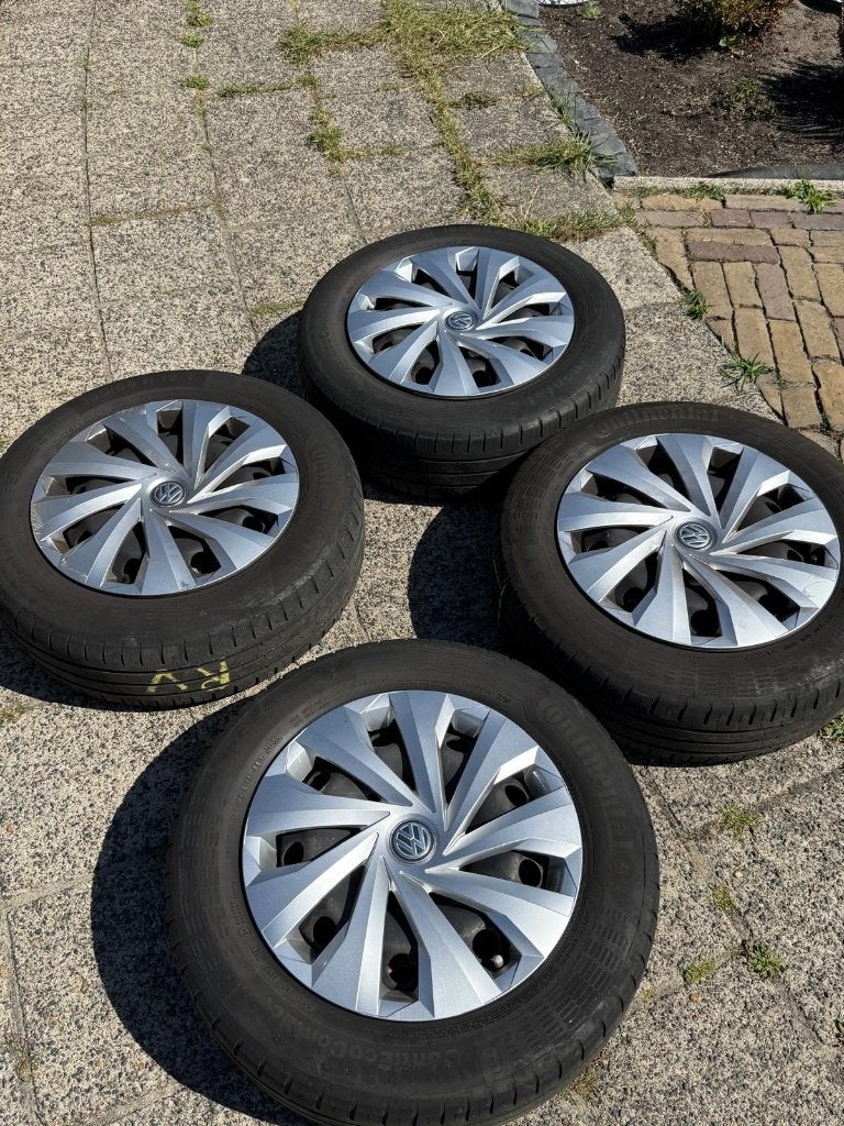 Set Originele VW Polo Wieldoppen + Banden 185/65 R15, Sport en Fitness, Karting, Ophalen, Gebruikt, Kart