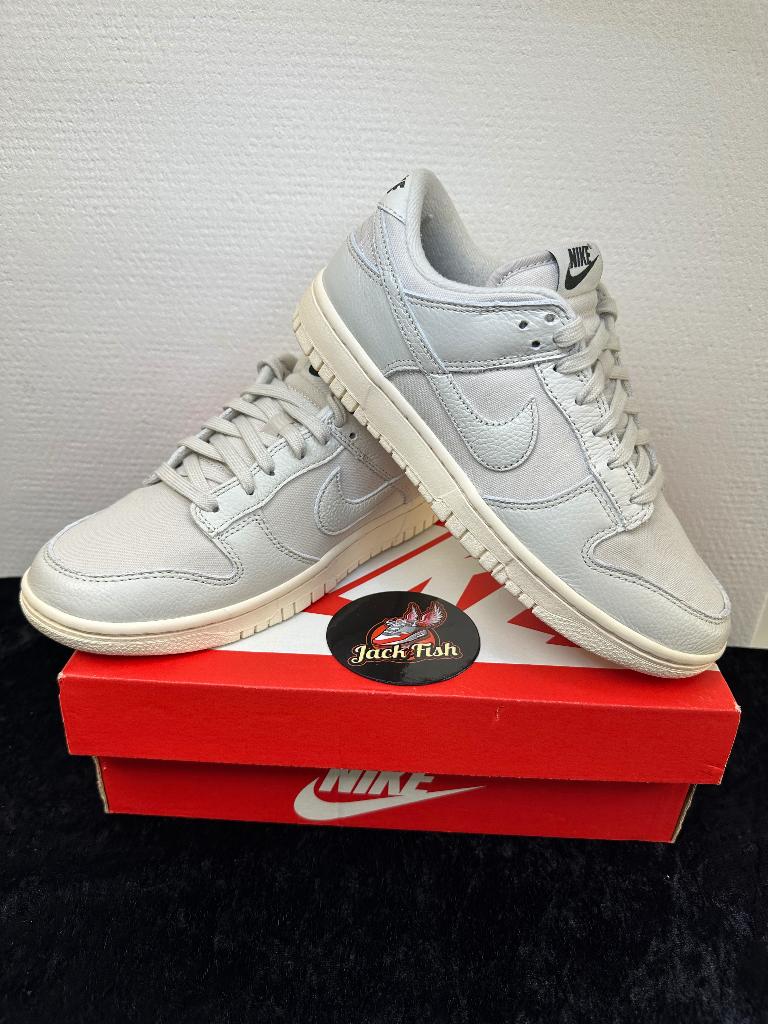 Nike Dunk Low Light Orewood Brown - size 38,5, Overige kleuren, Nike, Nieuw, Ophalen of Verzenden