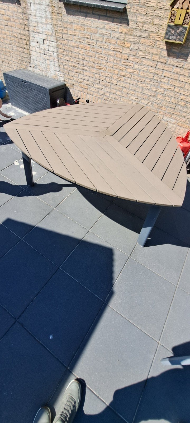 Unieke tuintafel in bladervorm, Tuin en Terras, Ophalen, Rechthoekig