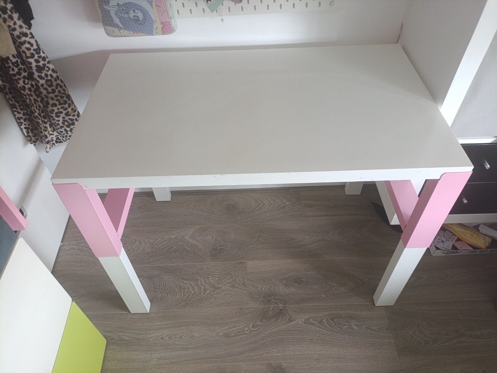 Kinderbureau Ikea Pahl, Ophalen, Gebruikt