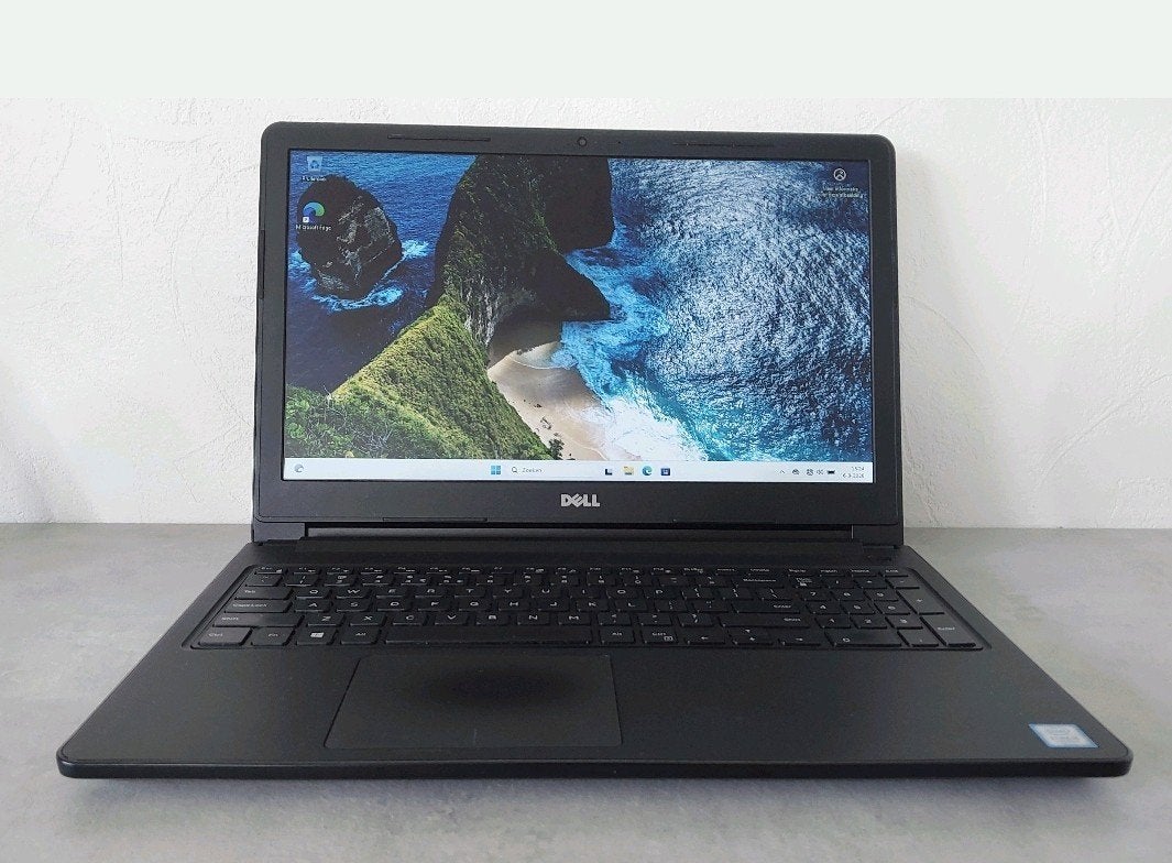 Dell Vostro 15 | i5 | 8GB | 240 GB ssd, Computers en Software, Gebruikt, 2 tot 3 Ghz, 8 GB, Ophalen of Verzenden