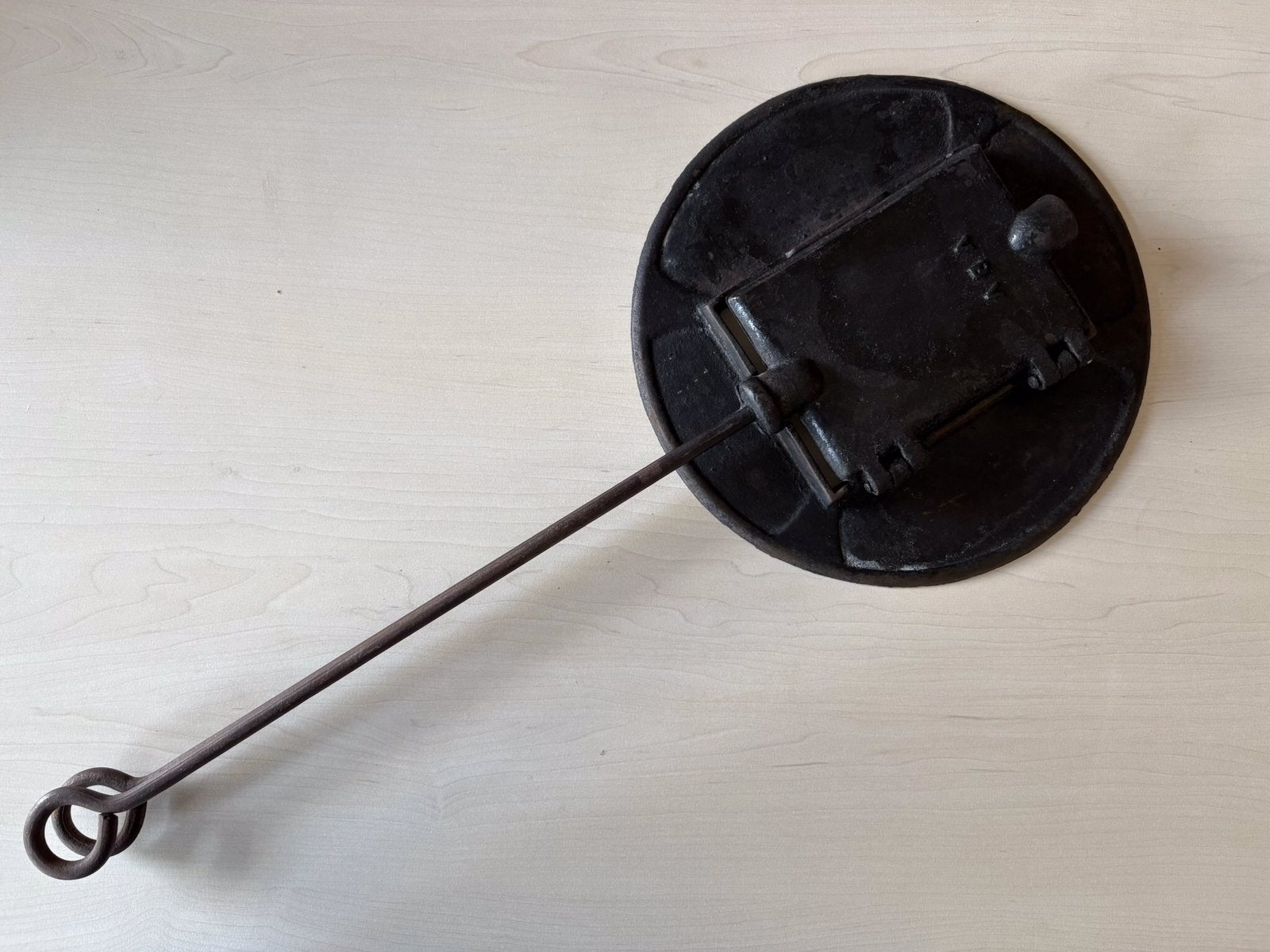 Antiek gietijzeren wafelijzer met fornuisring (t.e.a.b.), Ophalen of Verzenden