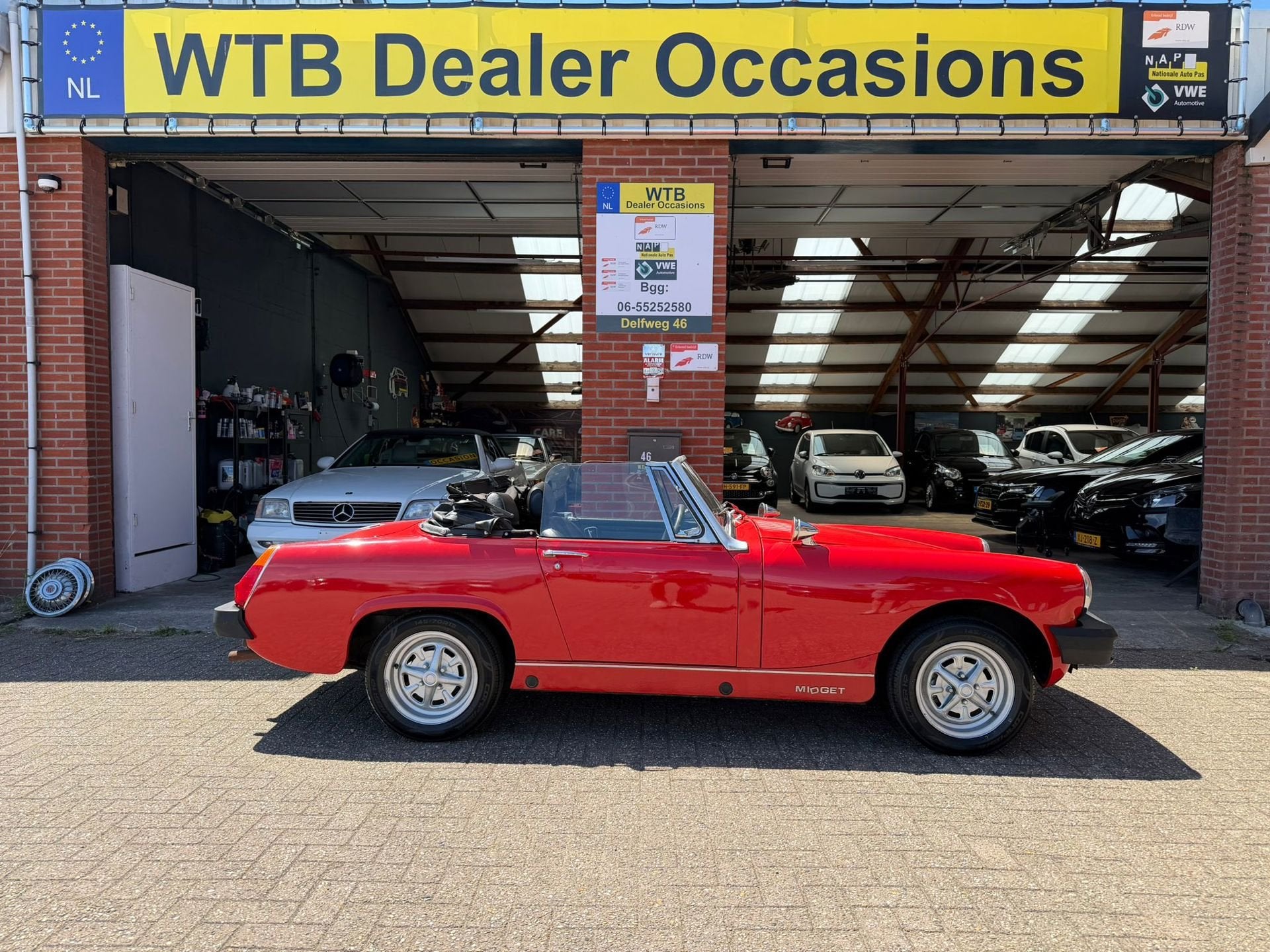 MG B type Midget, Cabrio, oldtimer, gerestaureerde auto in g, foto 11