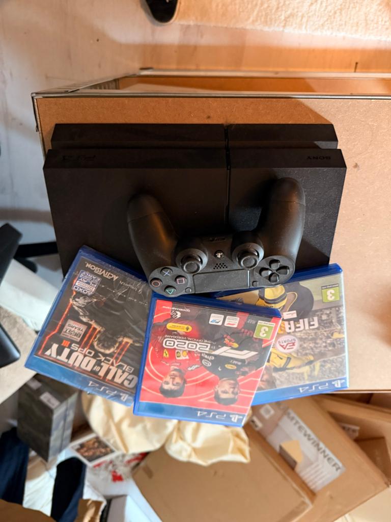 Playstation 4 + games, Spelcomputers en Games, Ophalen of Verzenden, Met 1 controller, Slim, 500 GB