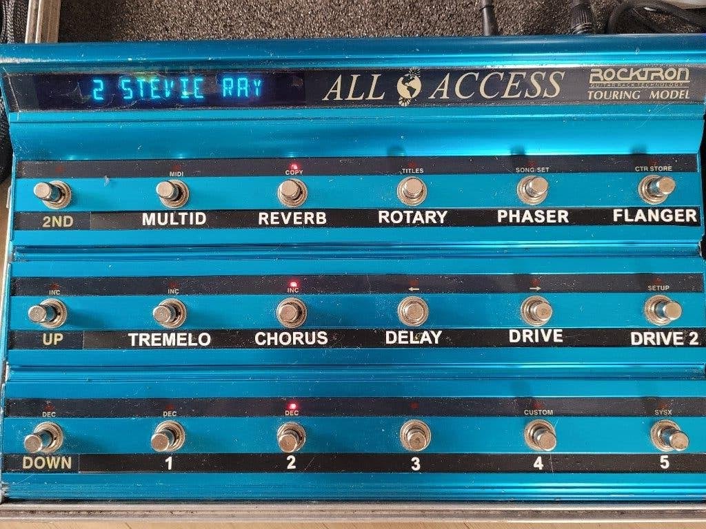 Foto 6 van Fractal Audio Axe-Fx II, complete set om op te treden
