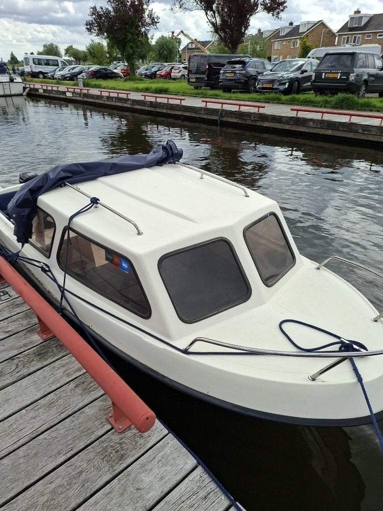 Verano 520 Cabine, Watersport en Boten, Motorboten en Motorjachten, Overige merken, Gebruikt, Kajuitboot, Buitenboordmotor