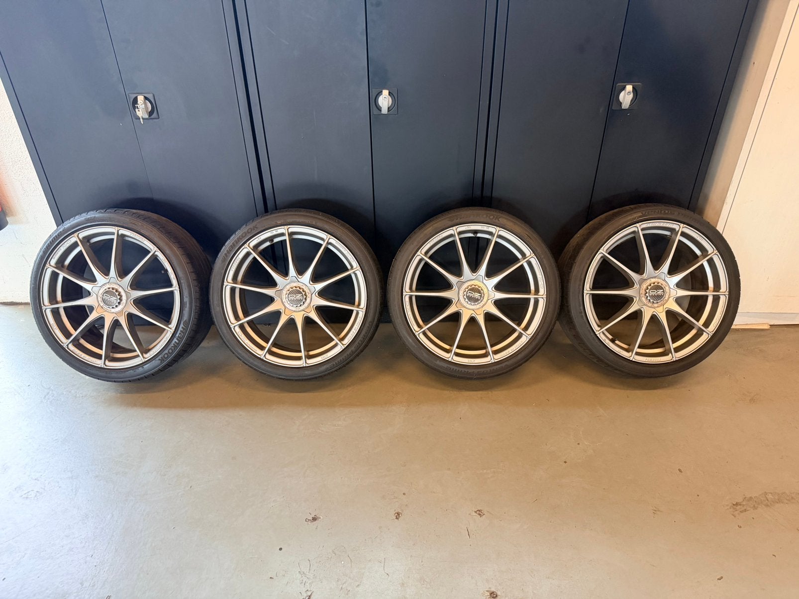 5x100 OZ Racing velgen met banden 215/40/18” Toyota GT 86., Auto-onderdelen, Ophalen, 18 inch, 215 mm, Band(en)