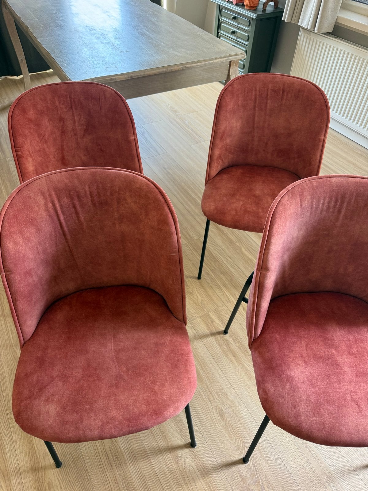 4x Rode/Roze Velvet Eetkamerstoelen, Ophalen, Zo goed als nieuw, Vier, Stof
