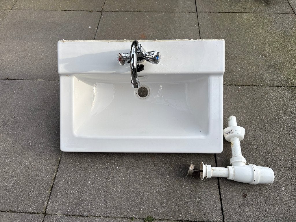 Wastafel, Ophalen, Gebruikt, 50 tot 100 cm, Minder dan 100 cm