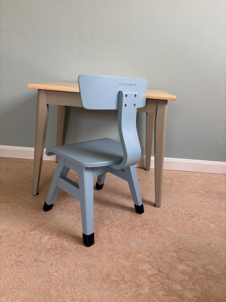 Little Dutch tafeltje met stoeltje - grijs/blauw, Kinderen en Baby's, Kinderkamer | Tafels en Stoelen, Ophalen, Zo goed als nieuw