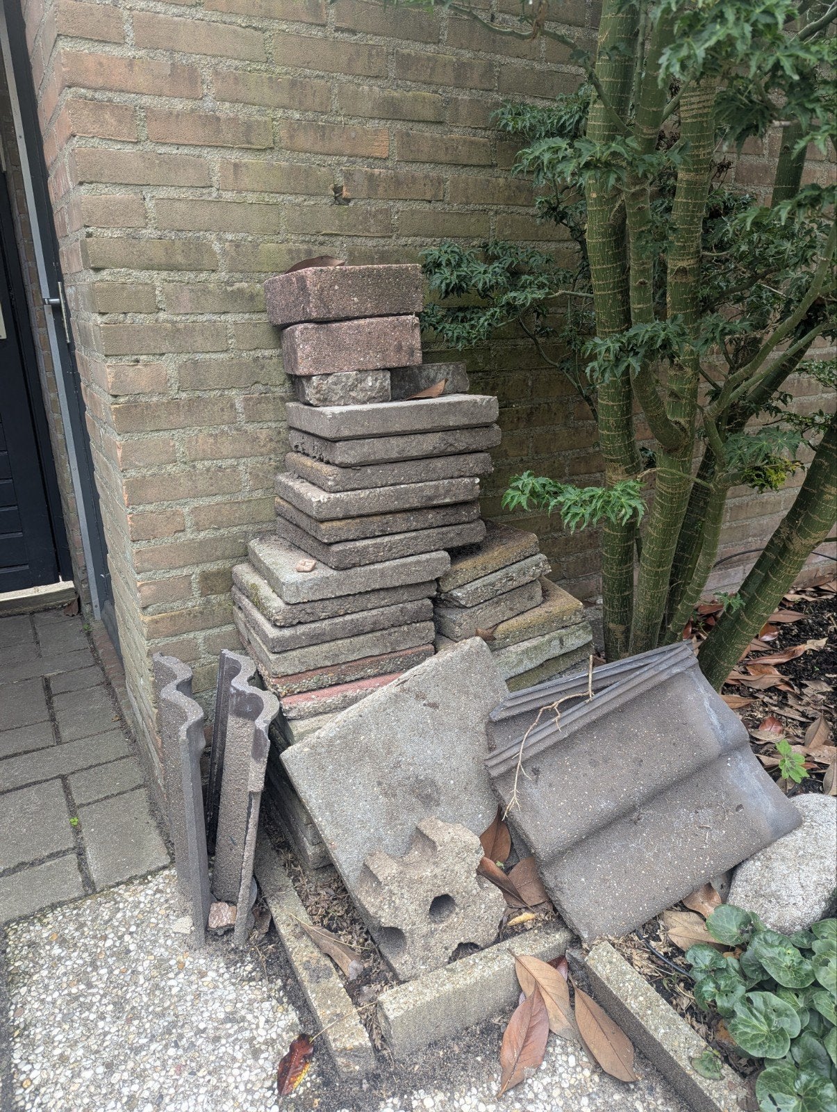 Diverse gebruikte terrastegels en klinkers, Ophalen, Gebruikt, Minder dan 5 m², Beton