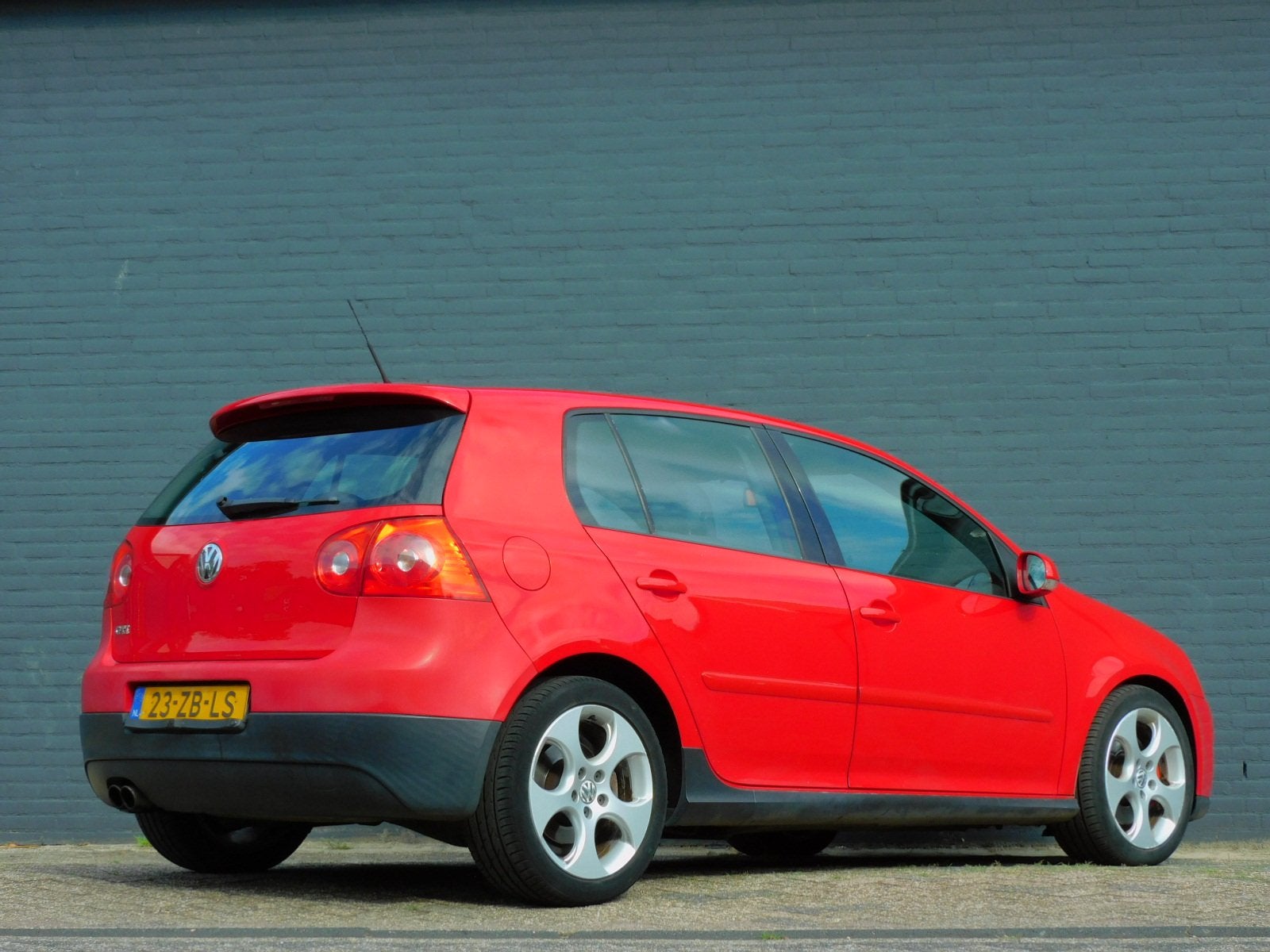 Volkswagen Golf 2.0 TFSI GTI 60 EDITION CARPLAY/ANDROID! CAM, Auto's, Stof, Gebruikt, Zwart, 4 cilinders