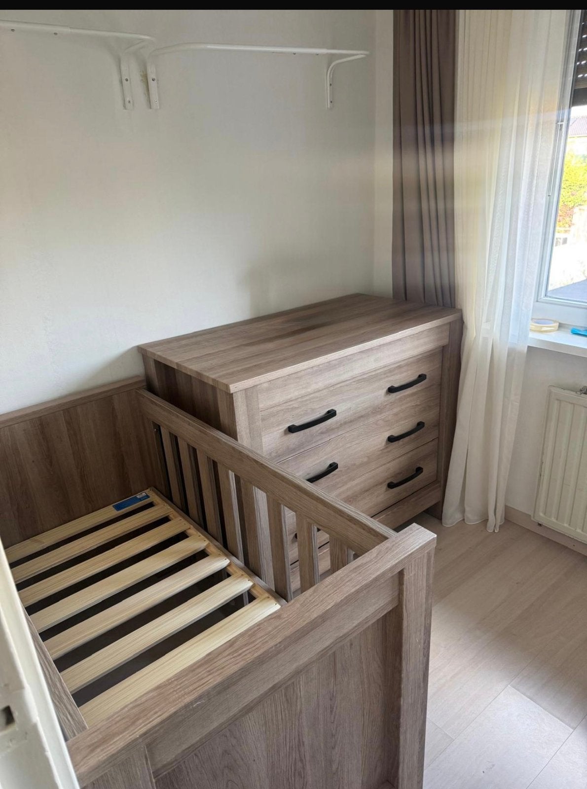 Ledikant + commode babydump TWF Standford, Kinderen en Baby's, Ophalen, Zo goed als nieuw, Jongetje of Meisje