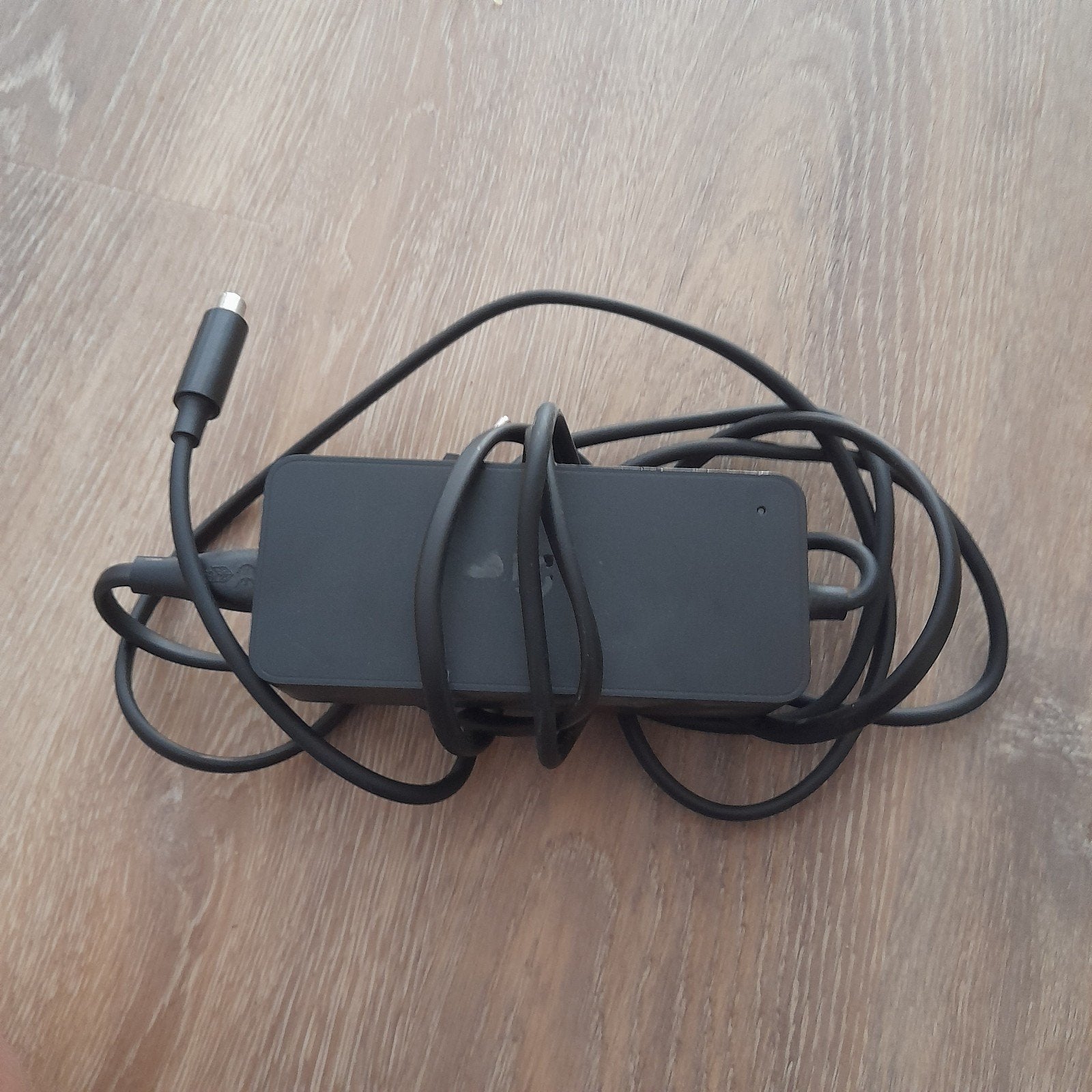 Oplader voor laptop/tablet - Universeel, Ophalen of Verzenden, Gebruikt, Onbekend