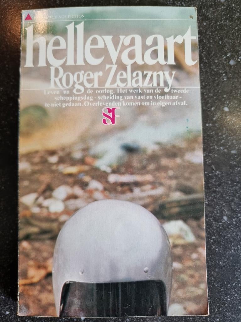 Hellevaart - Roger Zelazny - Sciencefiction, Ophalen of Verzenden, Gelezen, Roger Zelazny