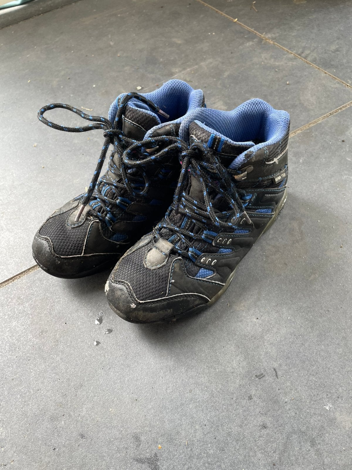 Bergschoenen maat 32/33, Ophalen, Gebruikt, Schoenen