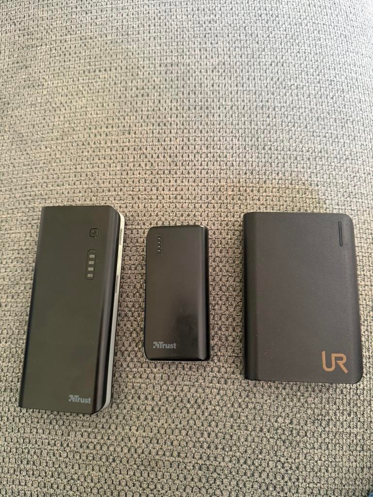 3 powerbanks, Ophalen, Gebruikt