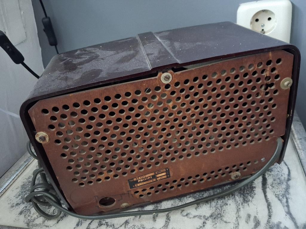 Oude philips radio, Ophalen