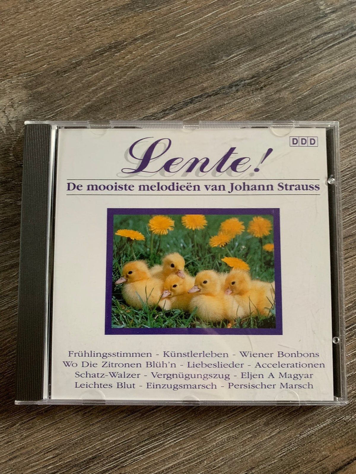 Lente! Johann Strauss - Klassieke CD, Ophalen of Verzenden, Romantiek, Zo goed als nieuw
